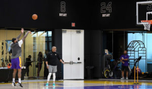 lakers practice facility