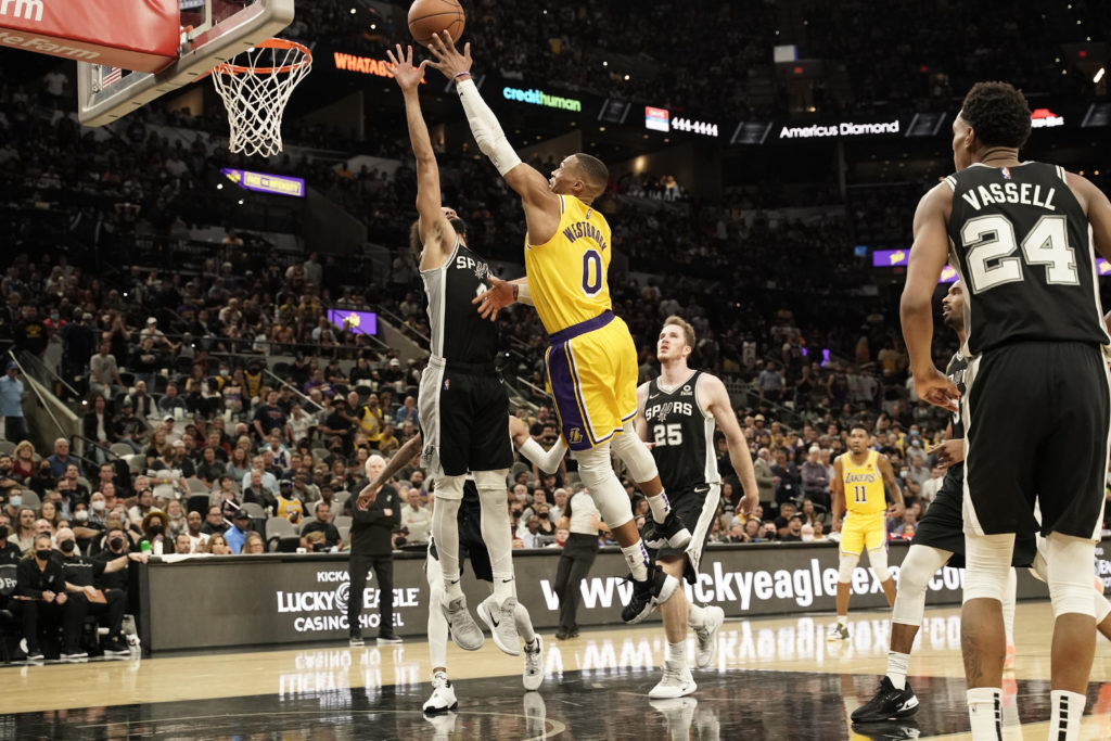 lakers spurs russell westbrook